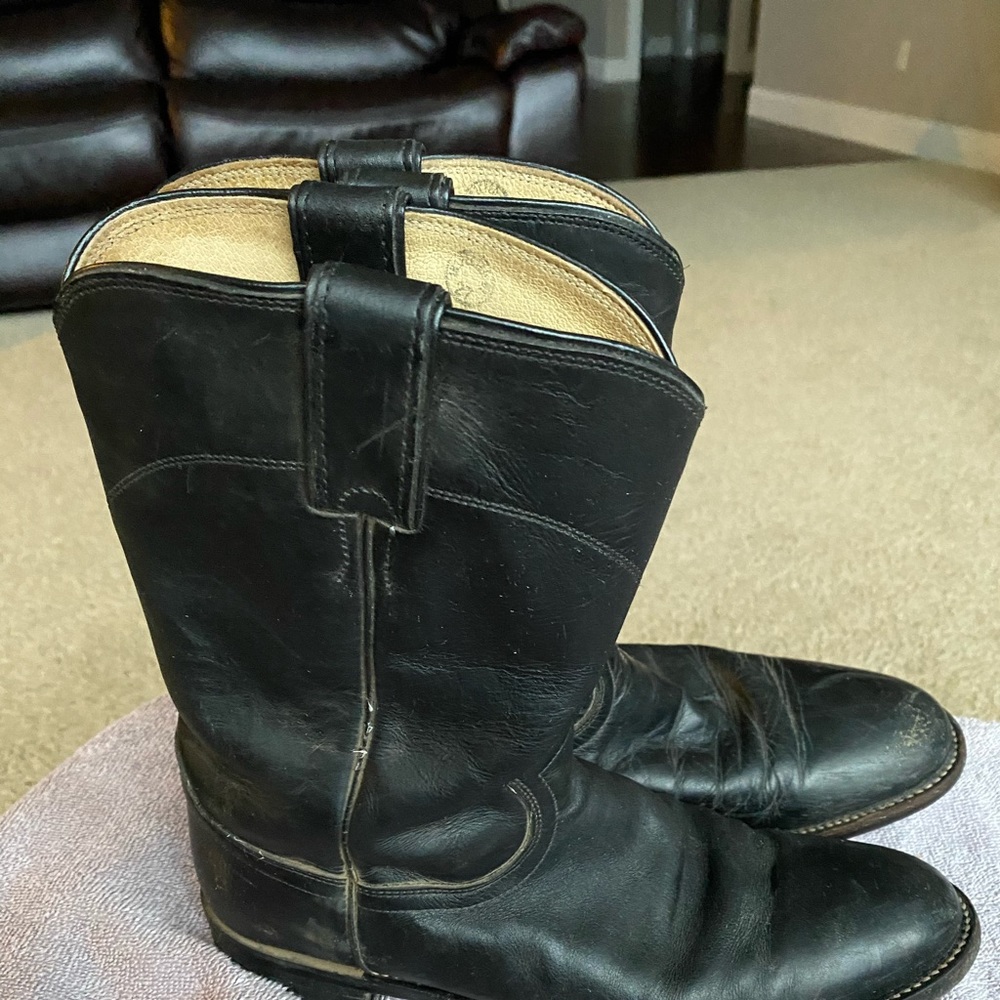 Black ropers